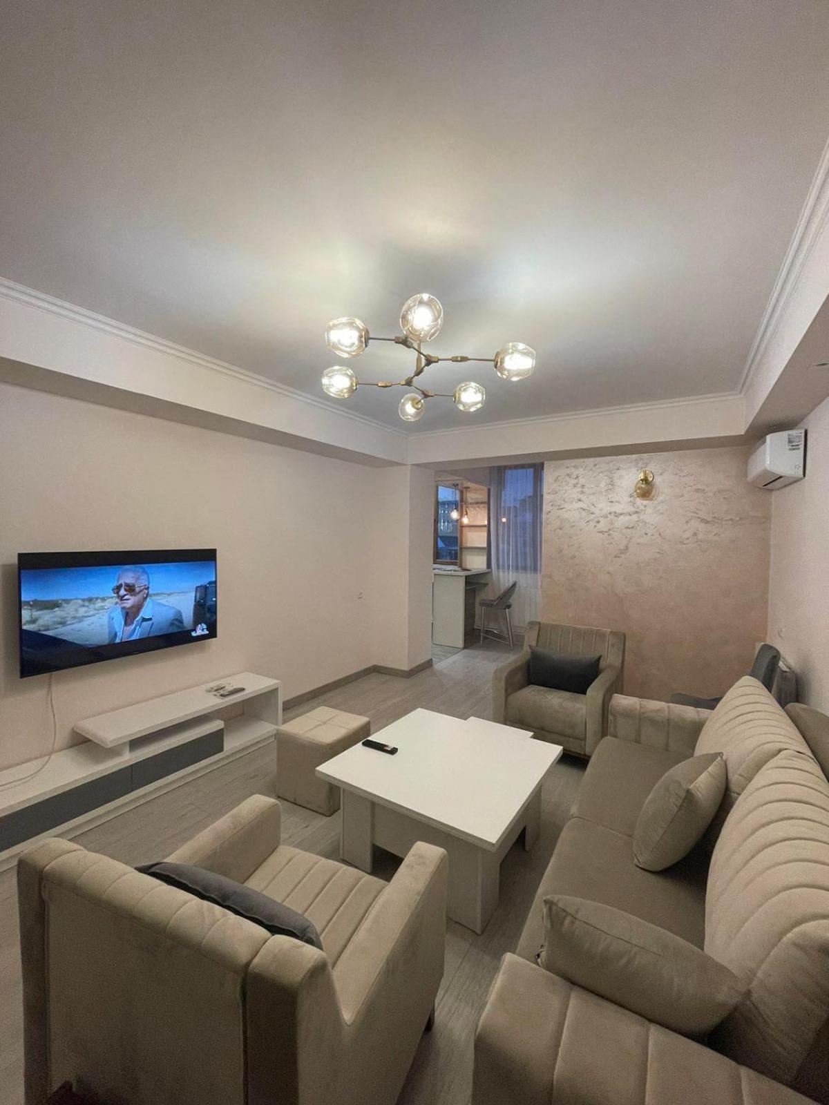 Republic Square Apartment エレバン エクステリア 写真